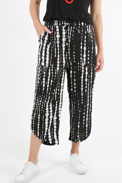 Mesmerise Abstract Print Pants Black